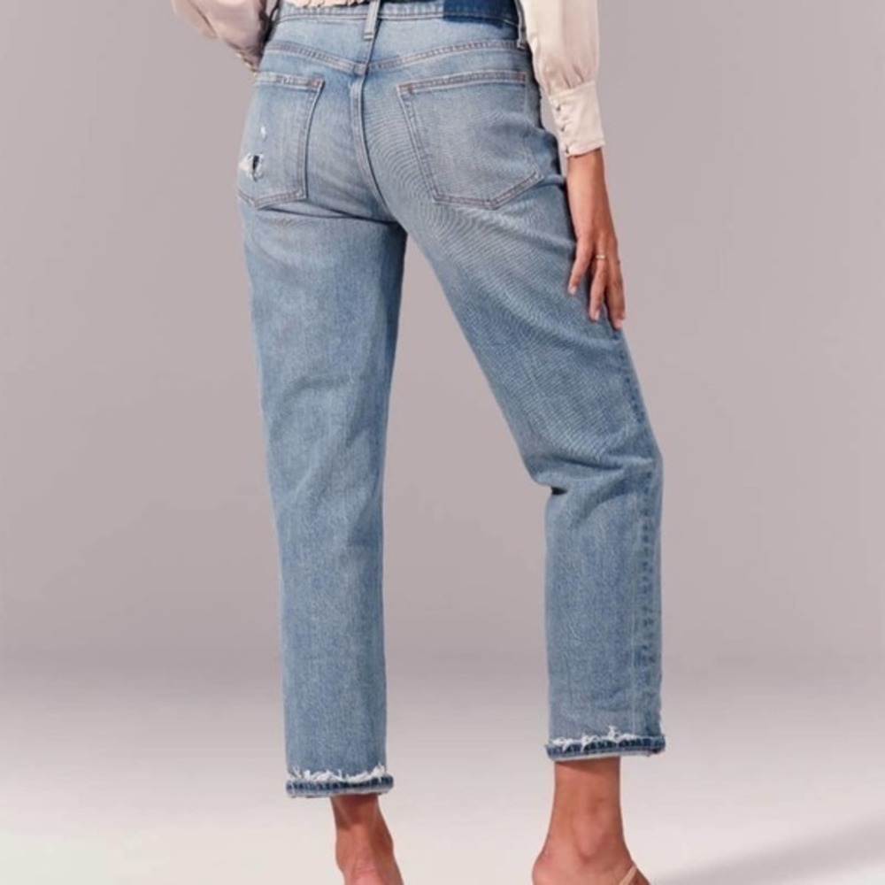 Mid Rise Boyfriend Jeans​ - Picture 5 of 10